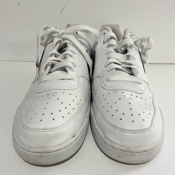 Nike White and Black Sneakers Vision Low EUC size 13 men’s - Picture 4 of 15